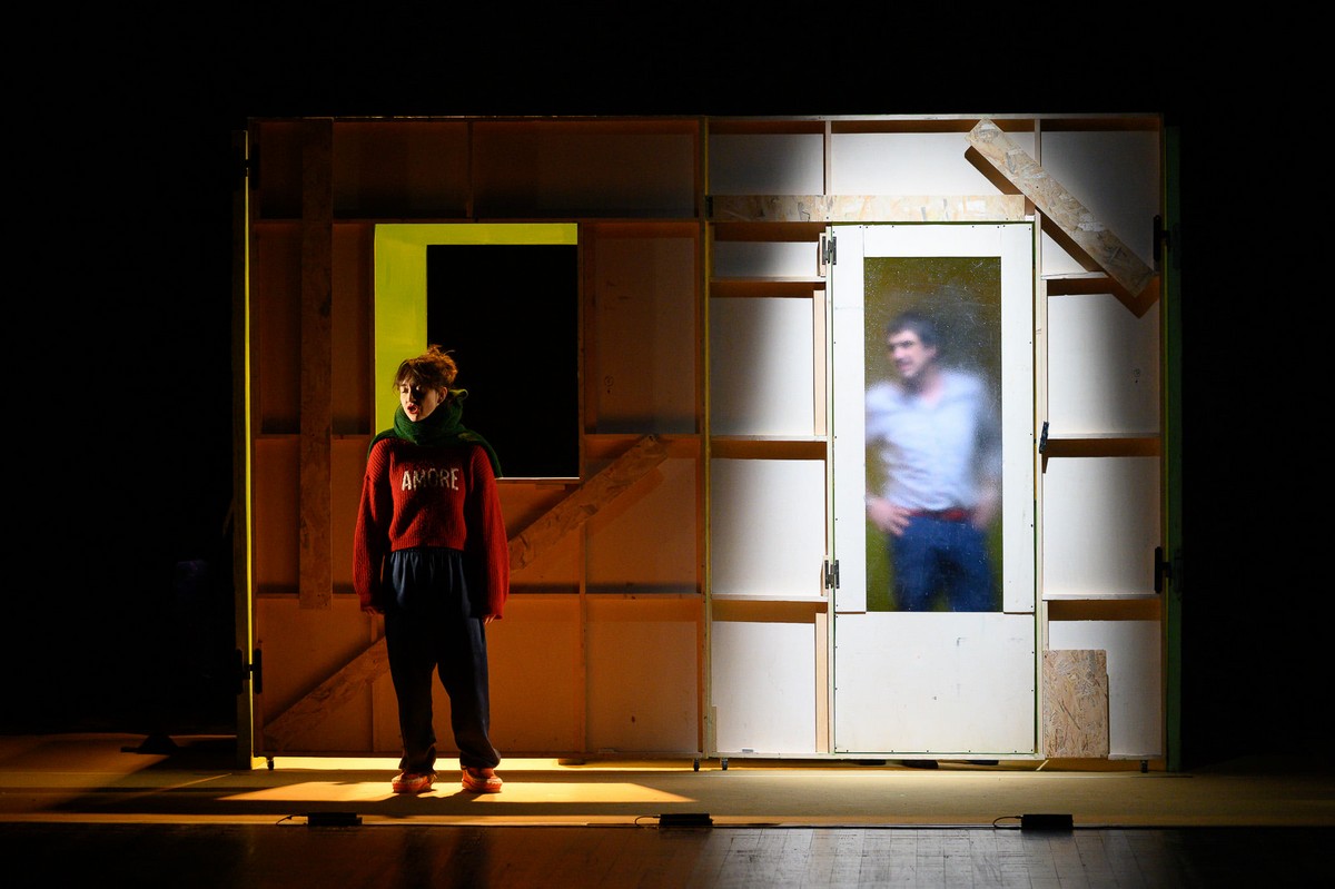 coppia aperta quasi spalancata teatro