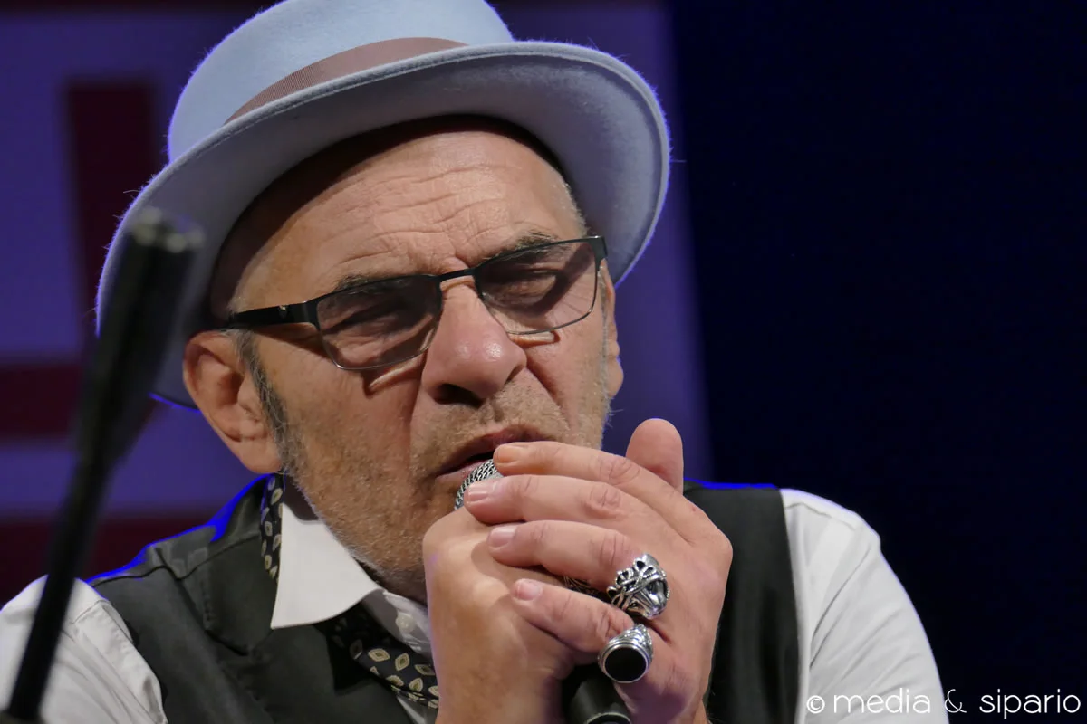 Baccini canta Baccini, ma anche Tenco (recensione)