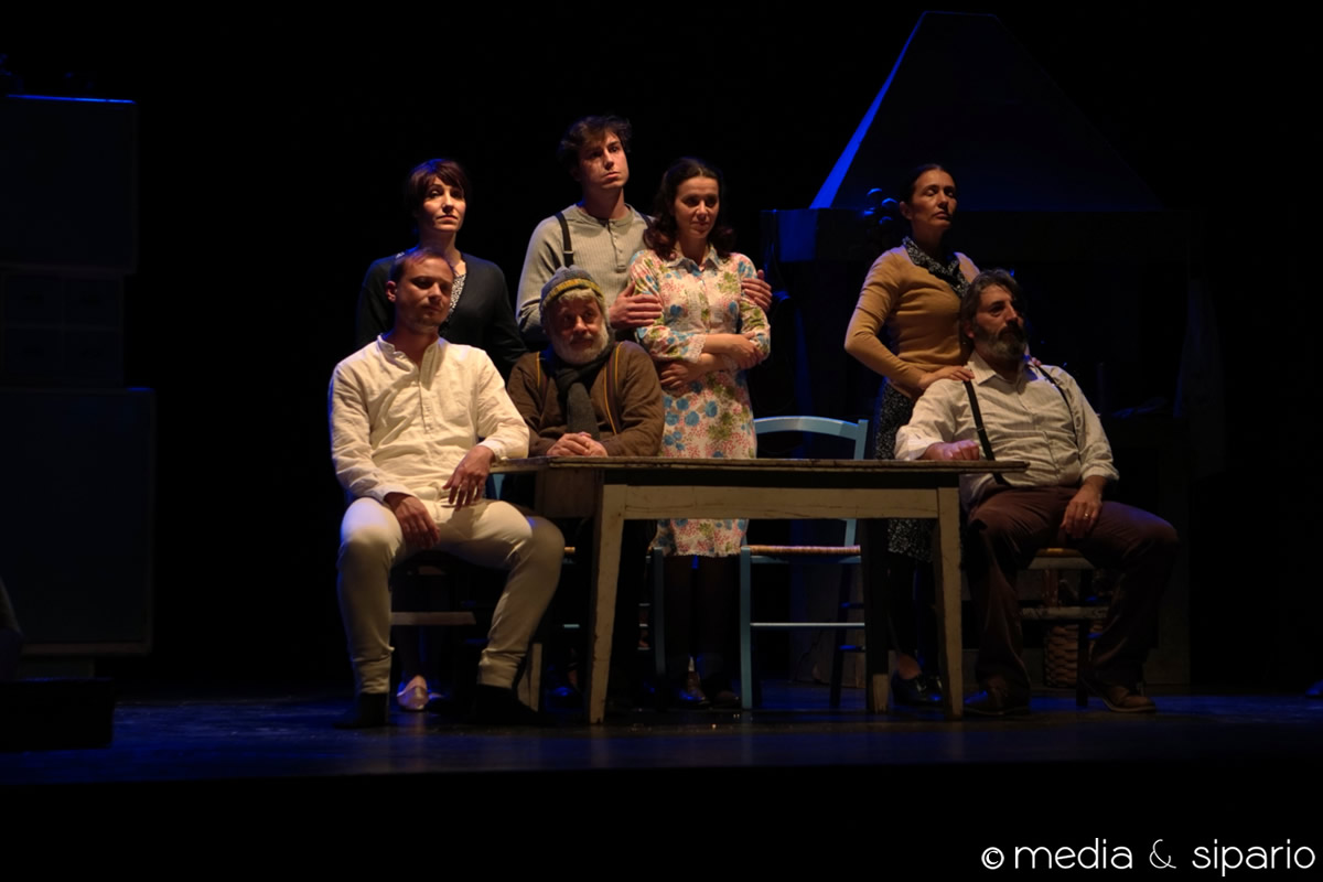 Il cappello di carta (recensione)