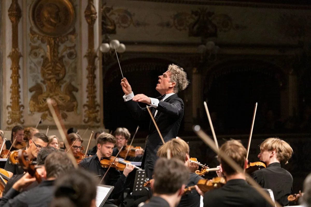 Mahler come mai finora. Intervista a Philipp von Steinaecker