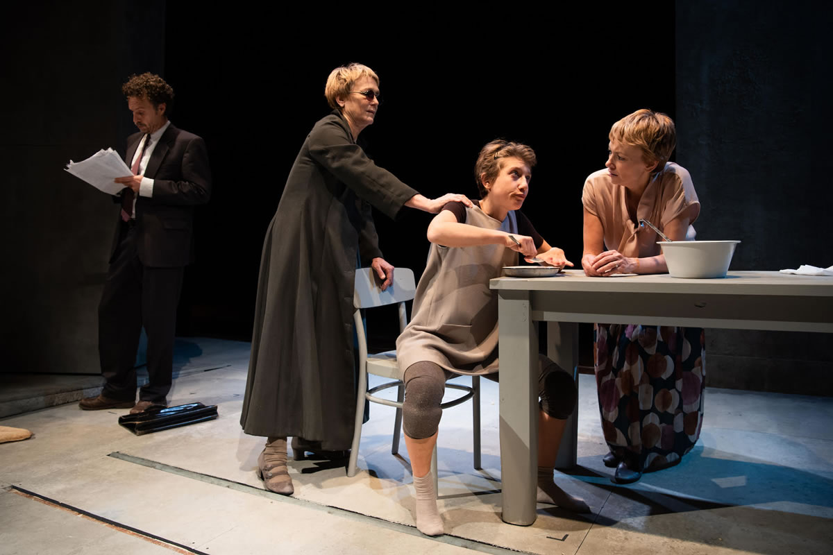 Anna dei miracoli (recensione)