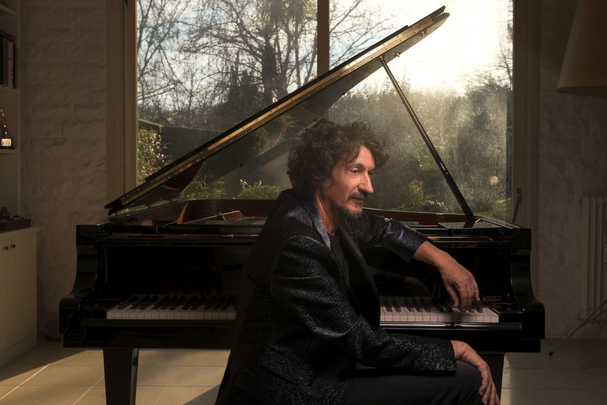 Sergio Cammariere in Piano Solo & Guest