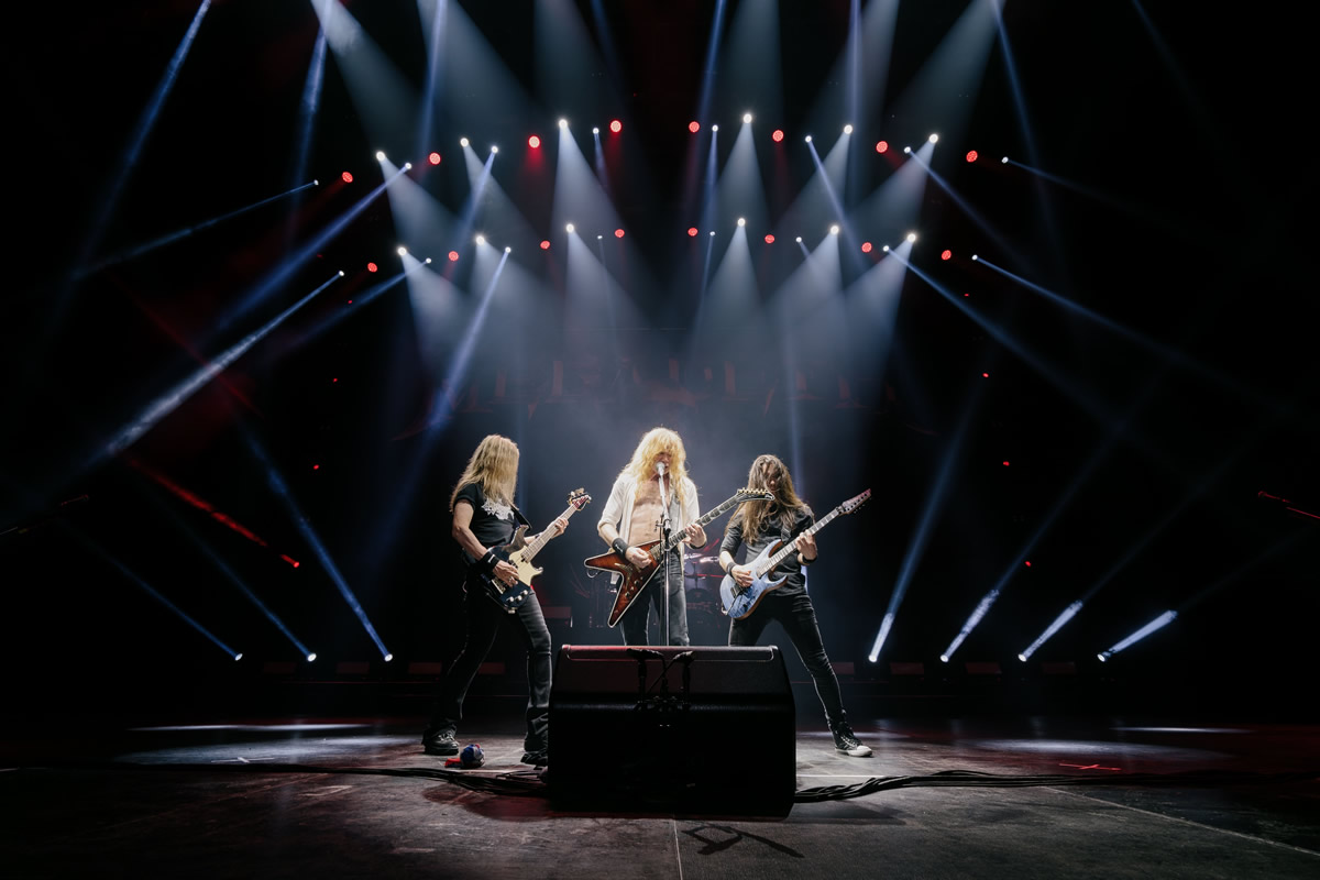 Megadeth: Behind The Mask
