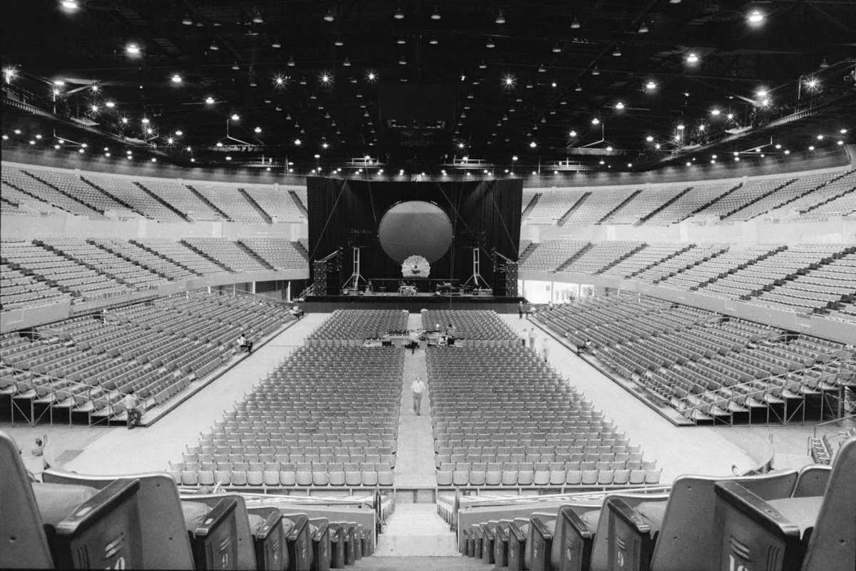 Live from the Los Angeles Sports Arena, April 26th, 1975