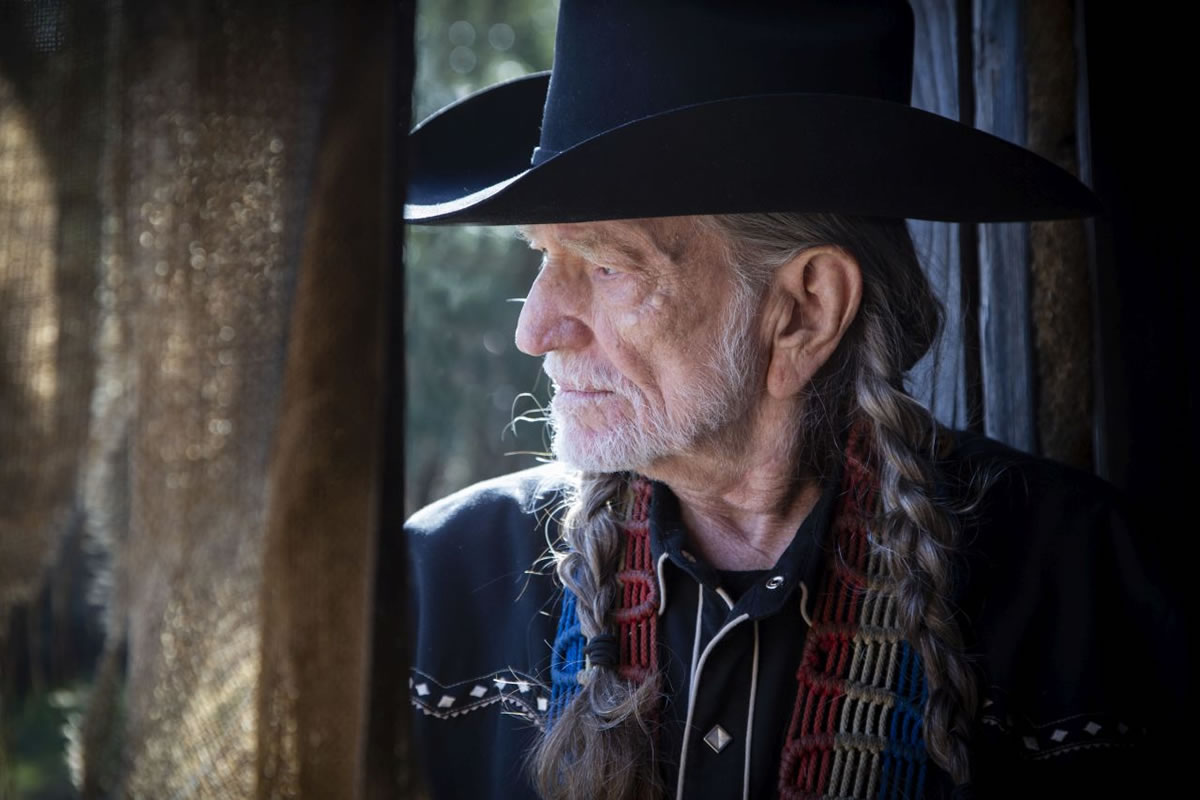 Willie Nelson: Oh What A Beautiful World